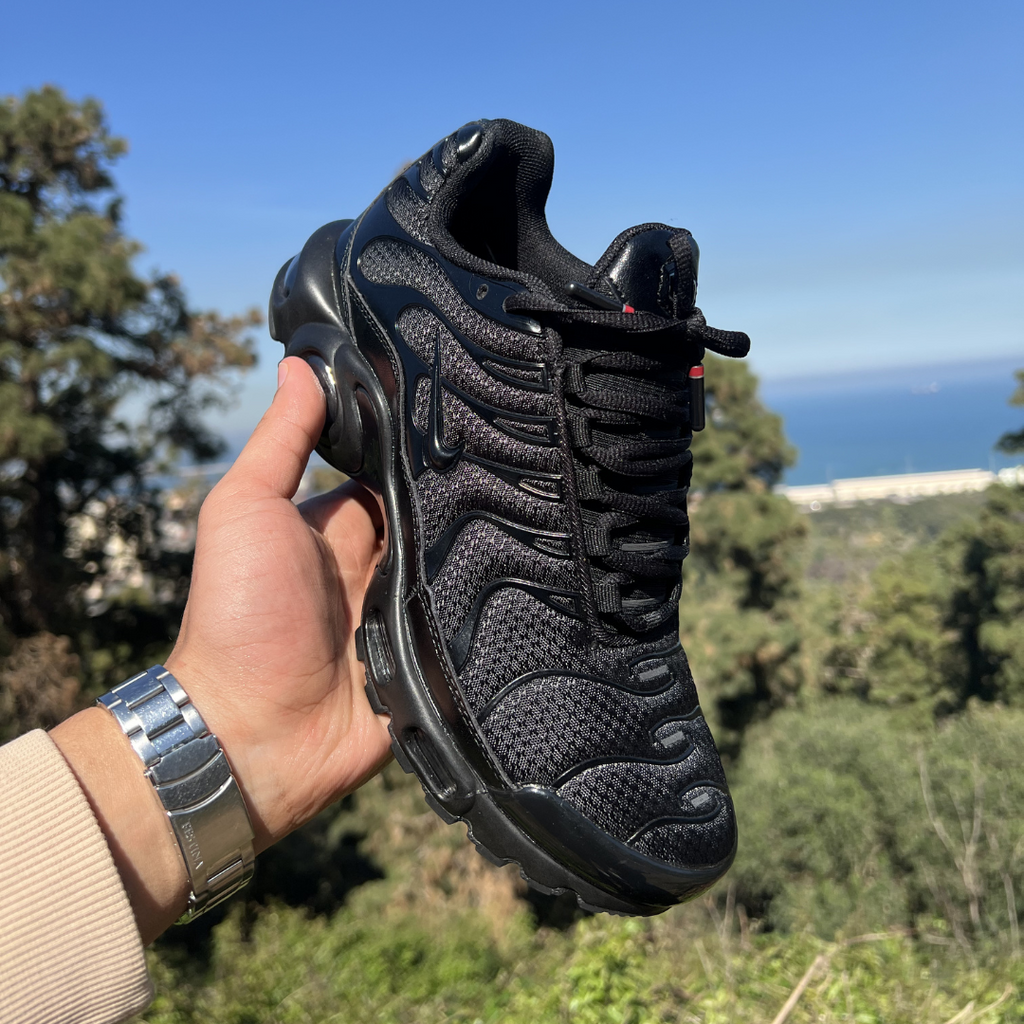 Nike TN Black